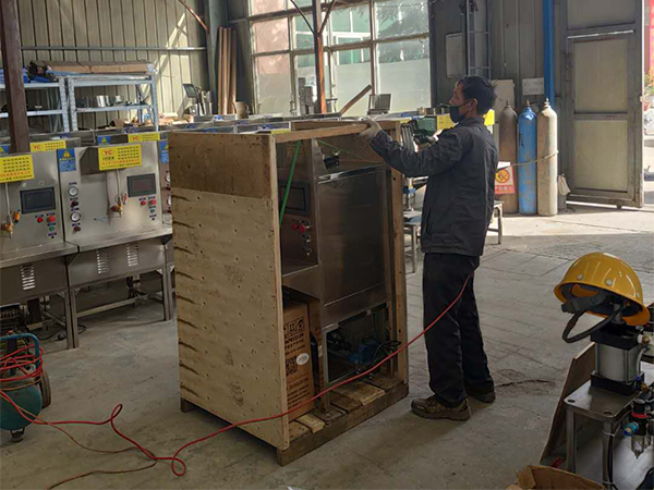 �l(f��)؛�F(xi��n)��(ch��ng)